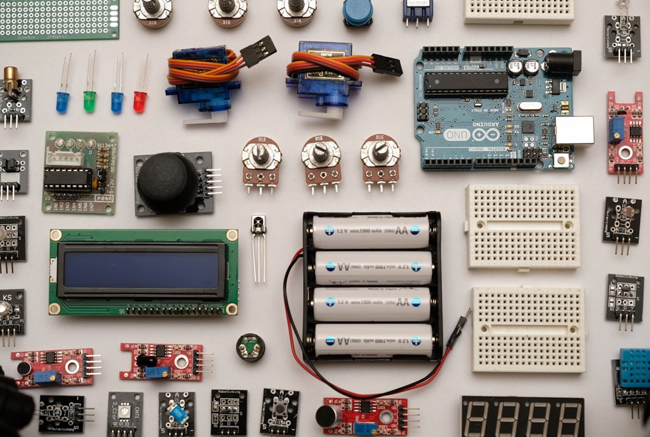 Shair team members contribute to a piece on Molekule’s blog about the utility and limitations of consumer air quality sensors